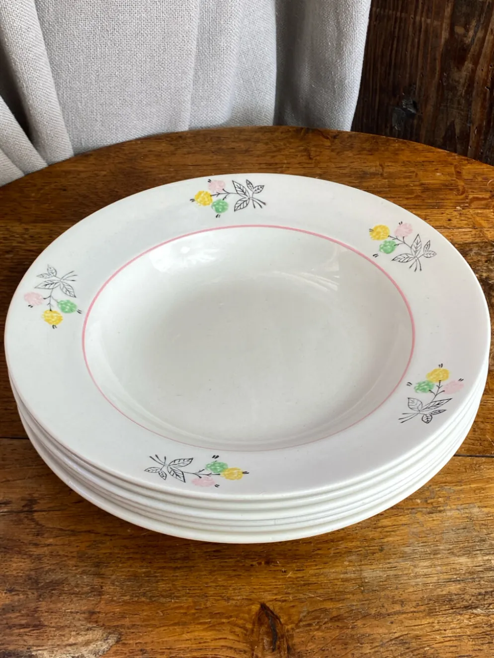Assiettes creuses en porcelaine, Gien