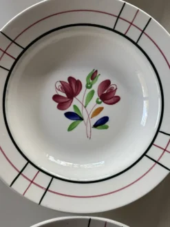 Assiettes creuses en porcelaine Badonviller