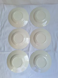Assiettes creuses à fleurs