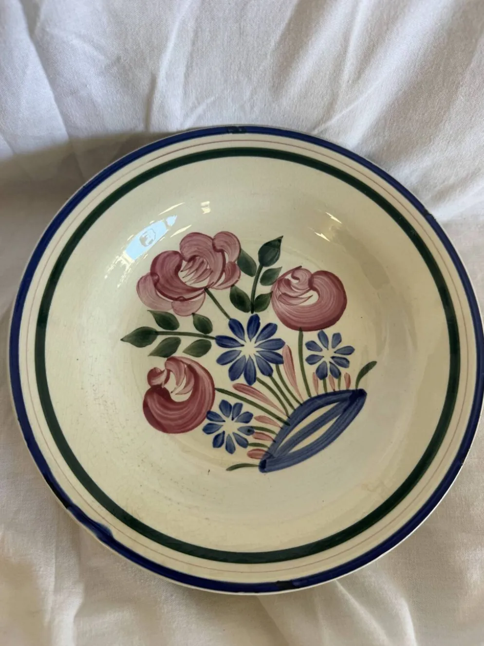 Assiettes creuses à fleurs