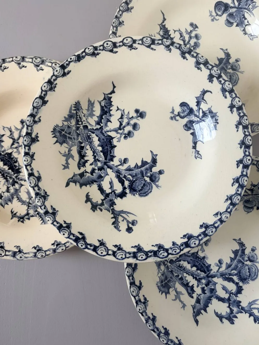 4 assiettes creuses Gien Chardons 260323