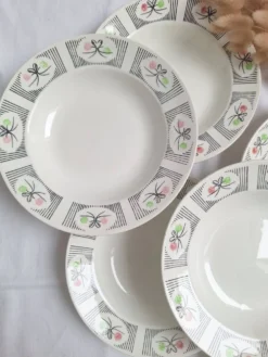 Assiettes creuses Gien modèle Marie-José