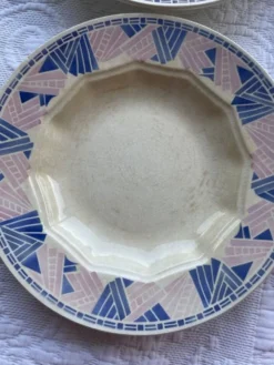 4 assiettes creuses HBCM Dolly 1930 bleu/rose céramique/faïence abstrait