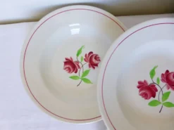 4 assiettes creuses K et G Luneville modèle Rose Mai