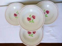 4 assiettes creuses K et G Luneville modèle Rose Mai