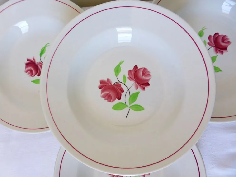 4 assiettes creuses K et G Luneville modèle Rose Mai