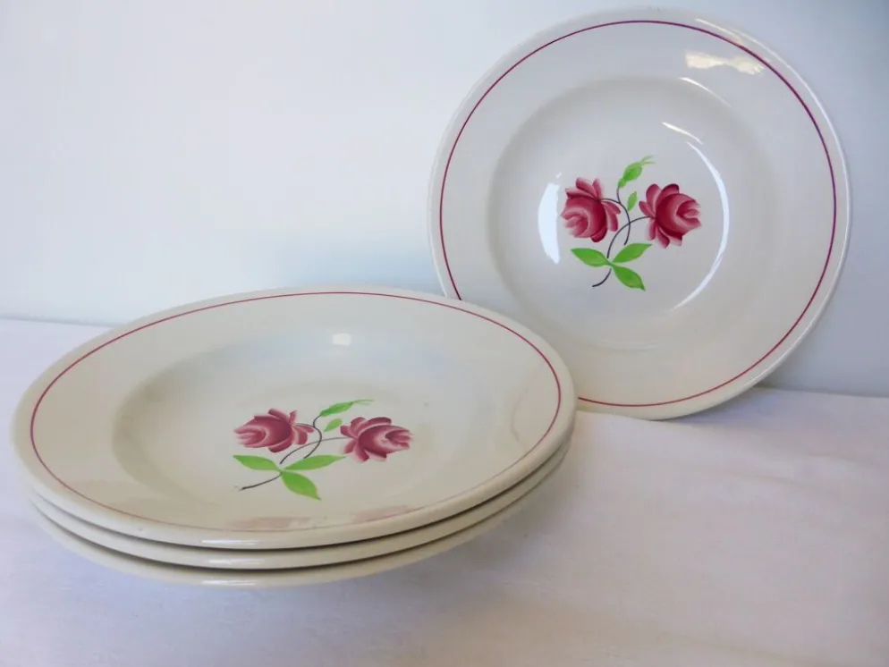 4 assiettes creuses K et G Luneville modèle Rose Mai