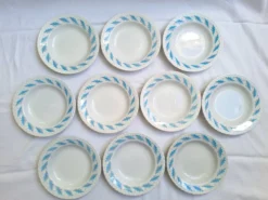 Assiettes creuses l'amandinoise feuilles de chêne bleu vintage