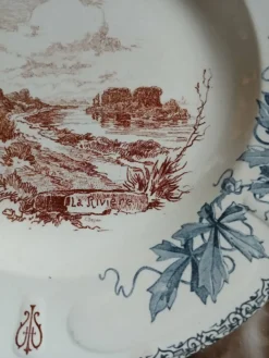 6 assiettes creuses "Louis XIII " Choisy le Roi