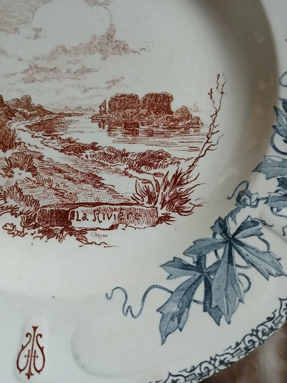 6 assiettes creuses "Louis XIII " Choisy le Roi