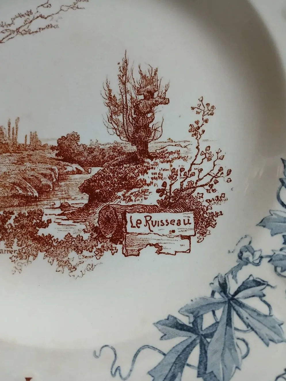 6 assiettes creuses "Louis XIII " Choisy le Roi