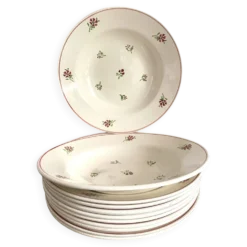 Assiettes creuses Niderviller décor rouge et vert