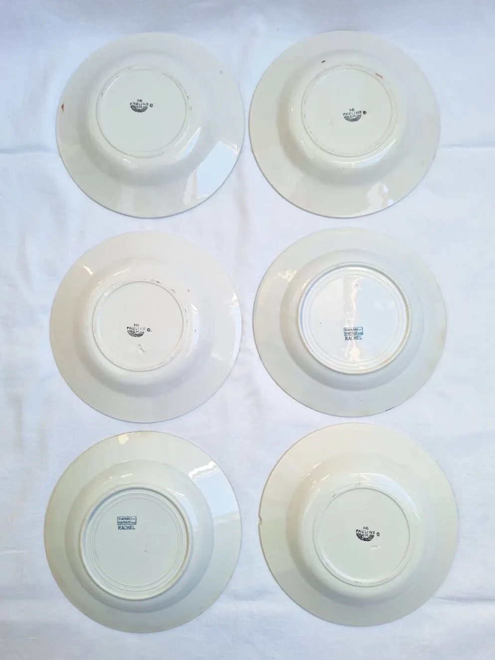 Assiettes creuses orange et bleu HBCM et St Amand