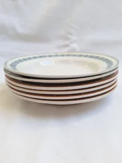 Assiettes creuses orange et bleu HBCM et St Amand