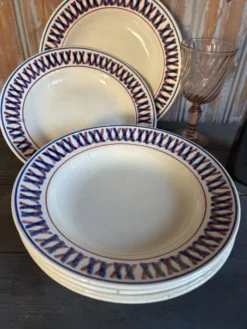 6 assiettes creuses Saint-Amand 1930