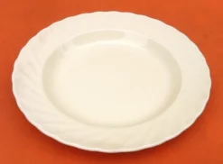Assiettes creuses Salins France Bord festonné , Années 1950