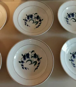Assiettes creuses série de six faïence de Longchamp décor Simone