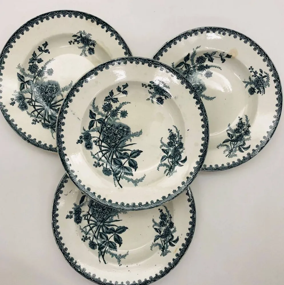 4 Assiettes creuses “St-Amandinoise " Modèle « Margot»