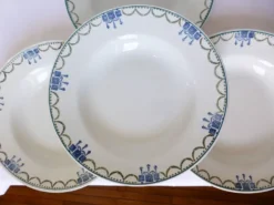 4 assiettes creuses vintage de St Amand 220631