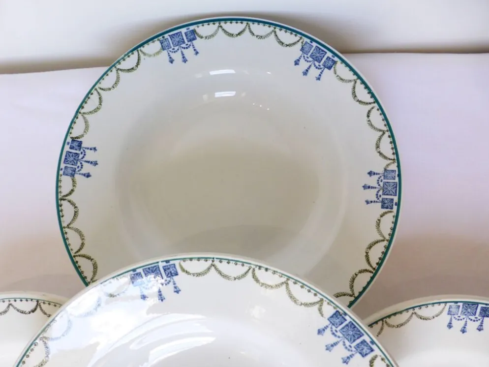 4 assiettes creuses vintage de St Amand 220631
