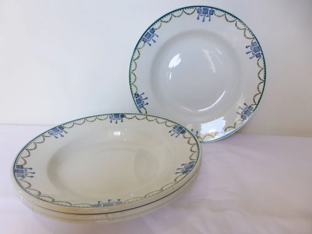 4 assiettes creuses vintage de St Amand 220631