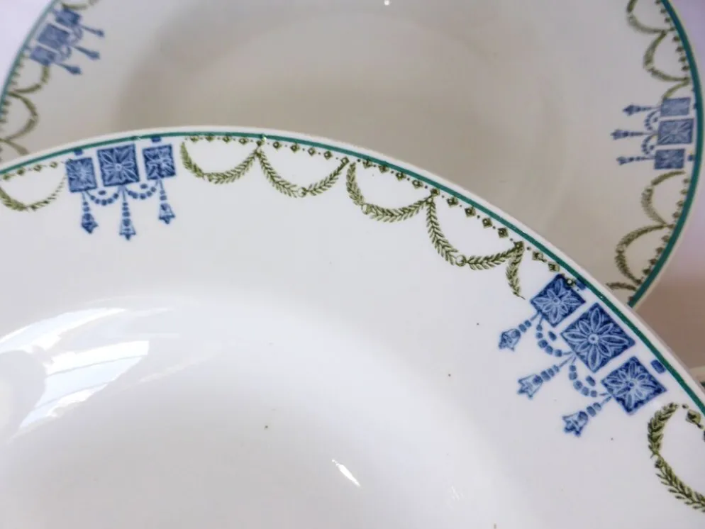 4 assiettes creuses vintage de St Amand 220631