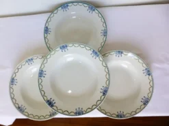 4 assiettes creuses vintage de St Amand 220631