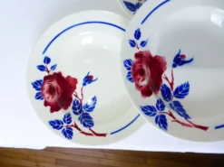 4 assiettes creuses vintage de K&G Luneville modèle Chantal 220516