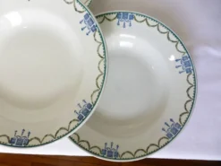 4 assiettes creuses vintage de St Amand 220628