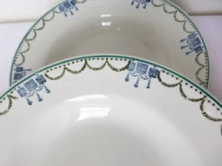 4 assiettes creuses vintage de St Amand 220625