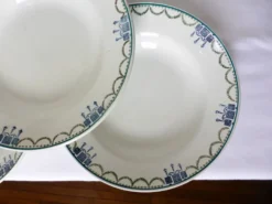 4 assiettes creuses vintage de St Amand 220625