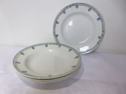 4 assiettes creuses vintage de St Amand 211239