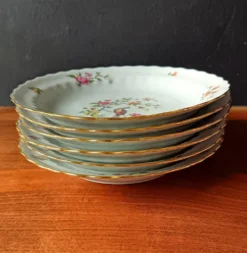 6 assiettes creuses vintage, porcelaine Vitriam France
