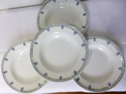 4 assiettes creuses vintage St Amand 211259