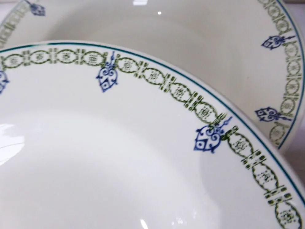 4 assiettes creuses vintage St Amand 211259