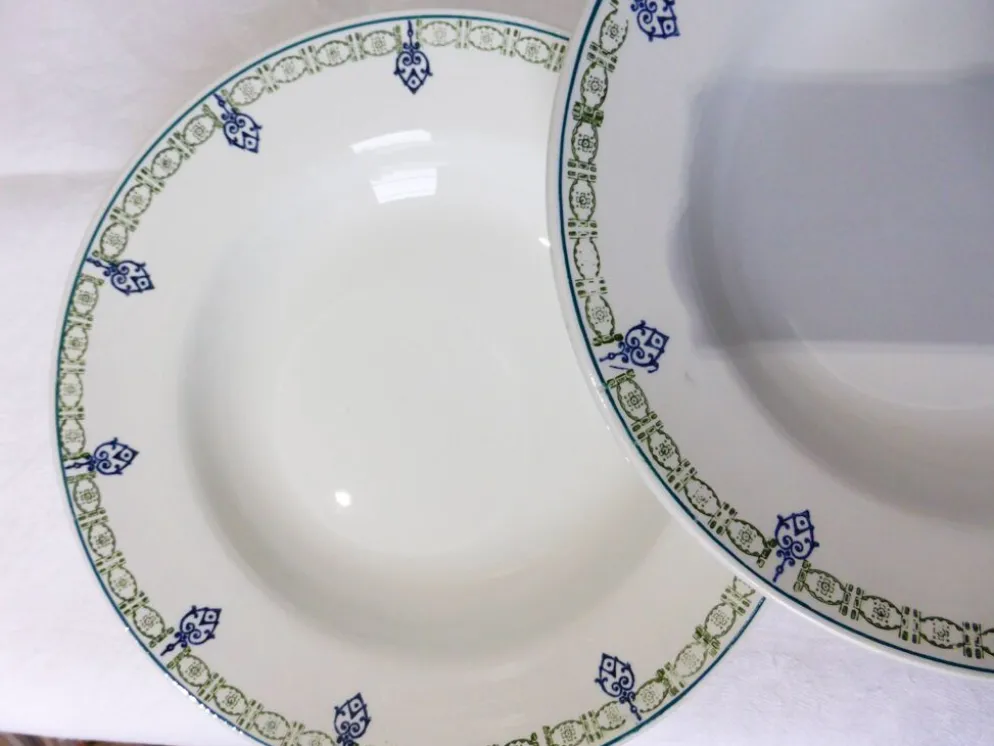 4 assiettes creuses vintage St Amand 211259