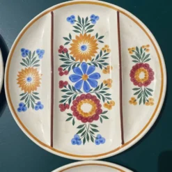 Assiettes décor floral peint Printemps