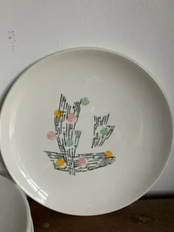 6 assiettes à dessert