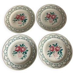 4 assiettes à dessert