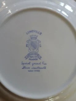 12 assiettes à dessert anciennes Lunéville KG