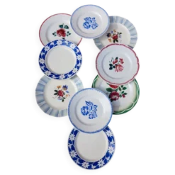 10 assiettes à dessert anciennes dépareillées