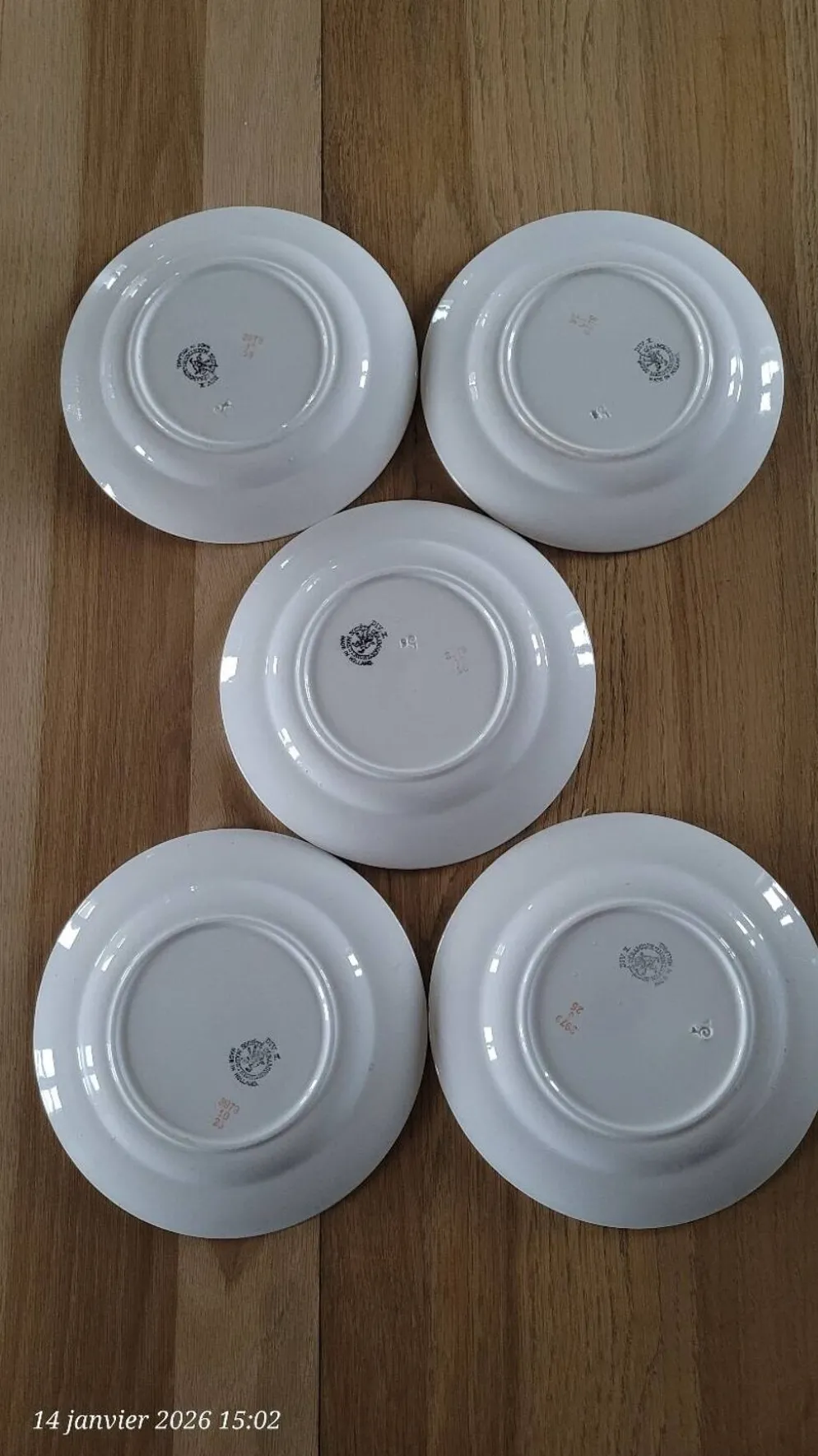 5 assiettes à dessert anciennes