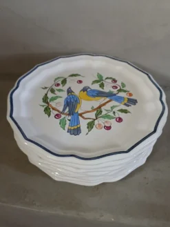 8 assiettes à dessert anciennes Salins