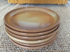 6 assiettes à dessert en grès