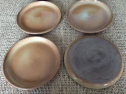6 assiettes à dessert en grès