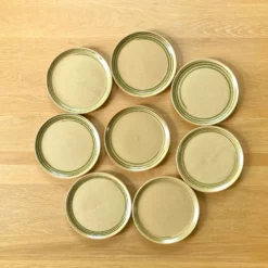 8 assiettes à dessert en grès