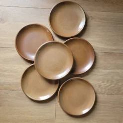 Assiettes à dessert en grès