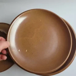 Assiettes à dessert en grès