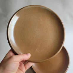 Assiettes à dessert en grès