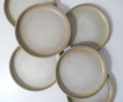 6 assiettes à dessert en grès vintage